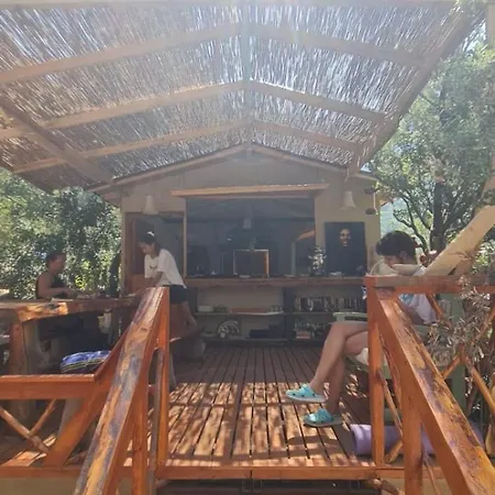 ベッド・アンド・ブレックファスト Kabak Nova Camp Bungalovs *